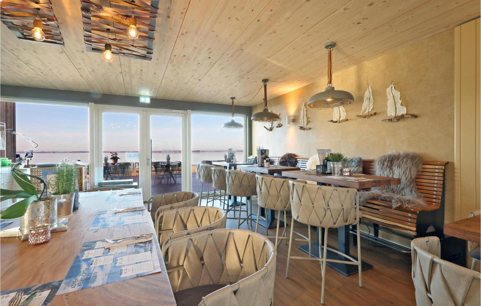 Nice Home In Lembruch-Duemmer See With Sauna Екстер'єр фото